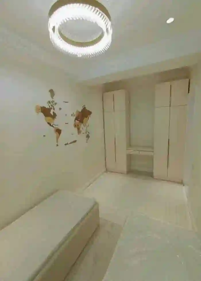 3-к квартира, 12 этаж, 106 м², Шохмансур