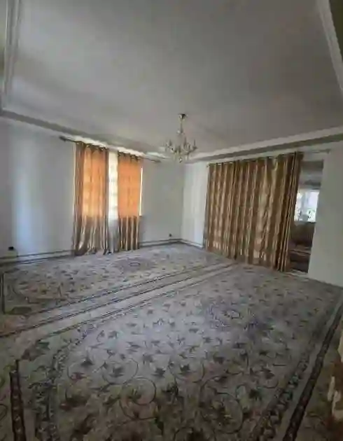 2 этажный, 9-комн. дом, 300 м², 6 соток, Фирдавси, район мясокомбинат