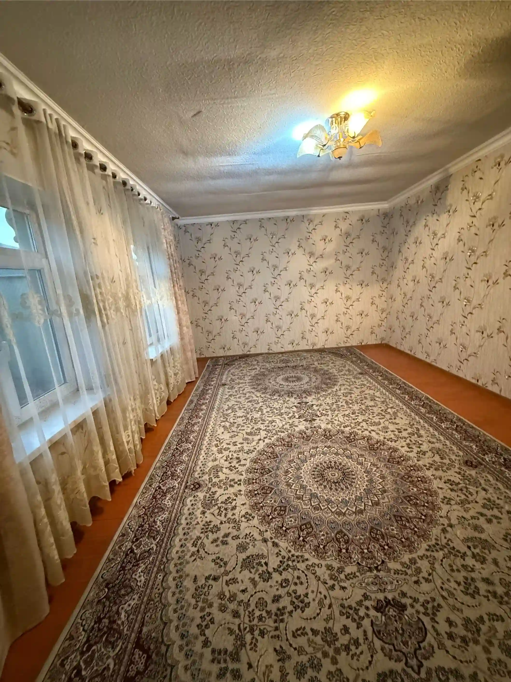2 этажный, 8-комн. дом, 400 м², 500 соток, Фирдавси
