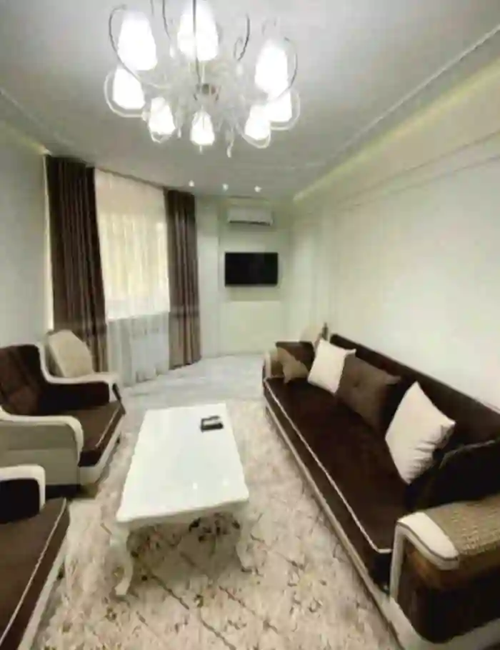 3-к квартира, 2 этаж, 68 м², Сино