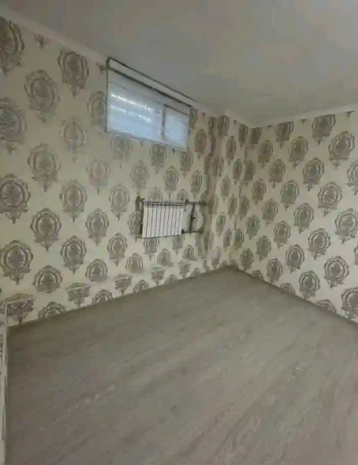 1-к квартира, Цокольный этаж, 42 м², Сино