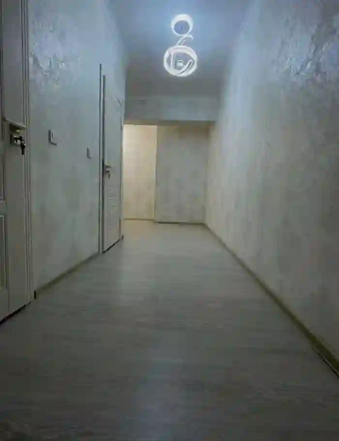 1-к квартира, Цокольный этаж, 42 м², Сино
