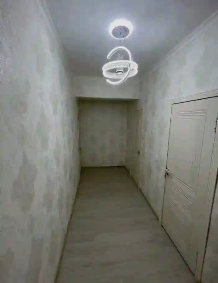 1-к квартира, Цокольный этаж, 42 м², Сино
