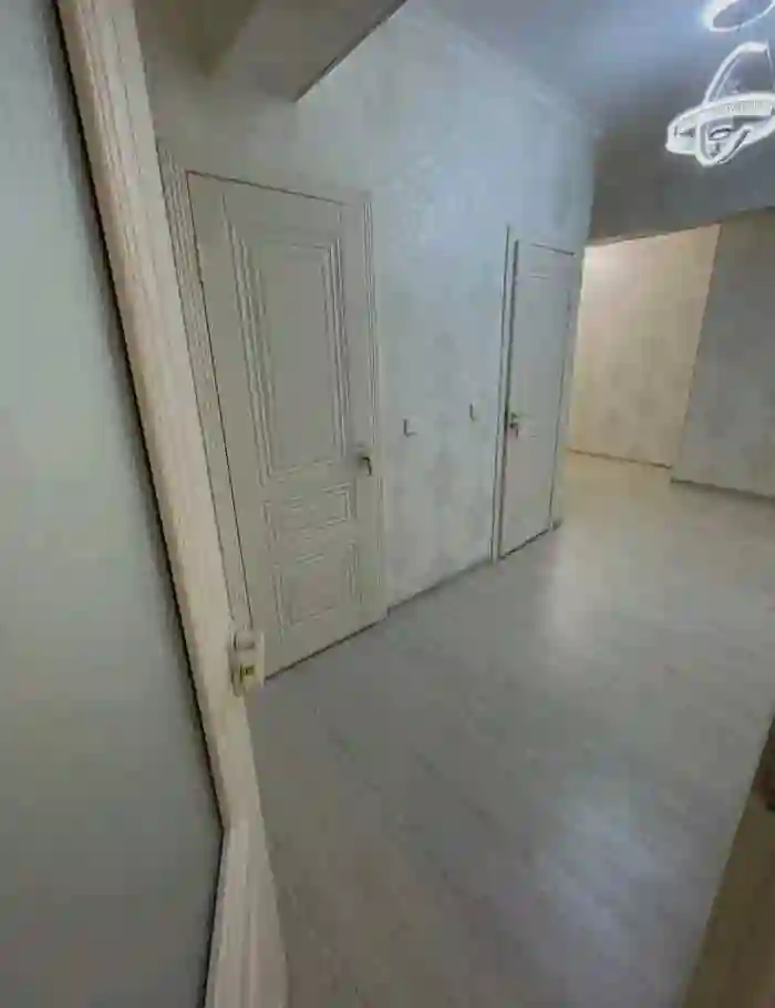 1-к квартира, Цокольный этаж, 42 м², Сино
