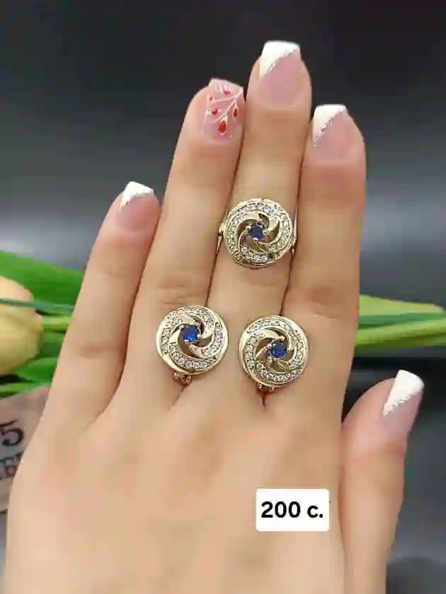 Комплект из серебра