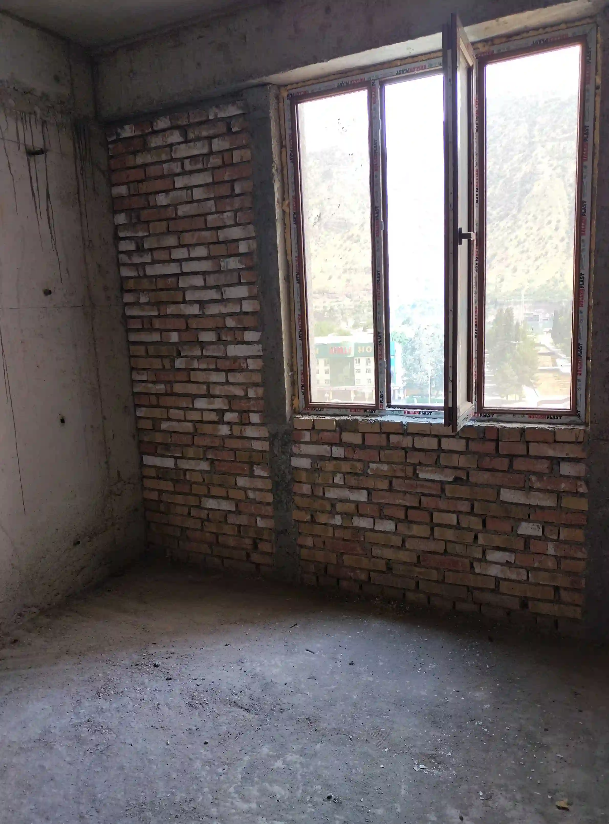 1-к квартира, 8 этаж, 35 м², Площадь центр Сомони