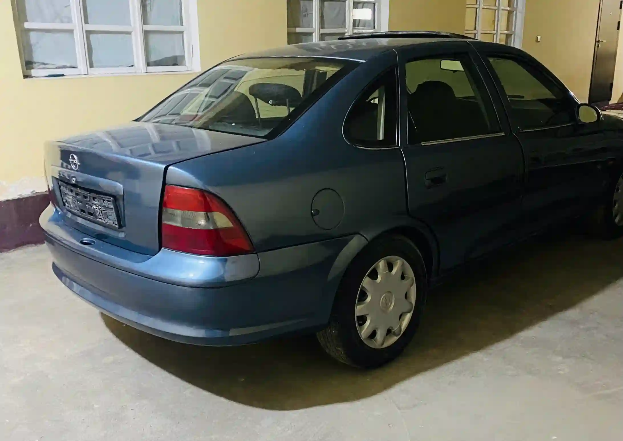 Opel Vectra b 1998 — миниатюра 3