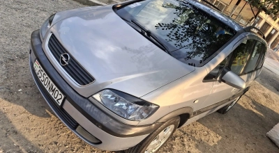 Opel Zafira 2003