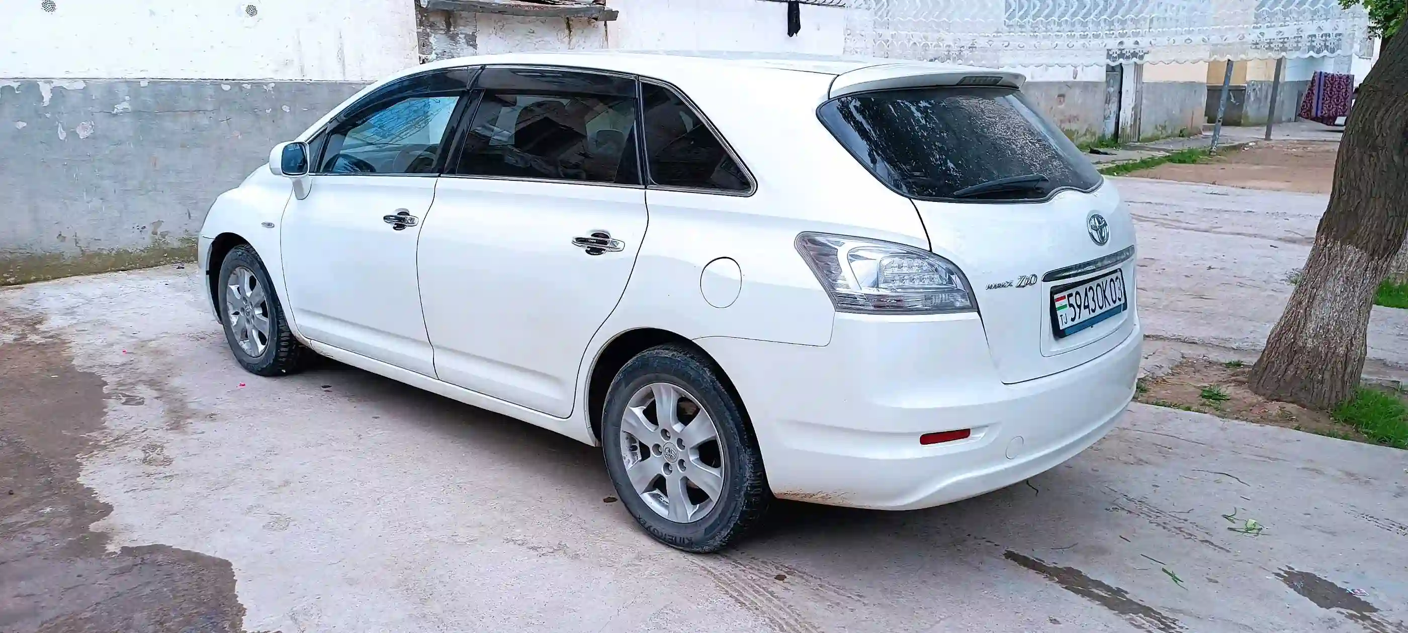 Toyota Mark x 2009