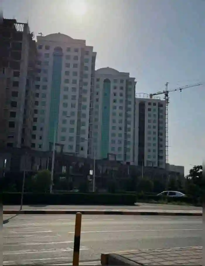 3-к квартира, 3 этаж, 137 м², Фирдавси