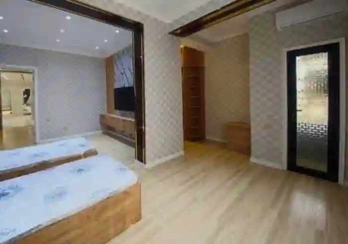 4-к квартира, 6 этаж, 208 м², Шохмансур