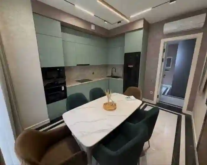 3-к квартира, 13 этаж, 114 м², Шохмансур
