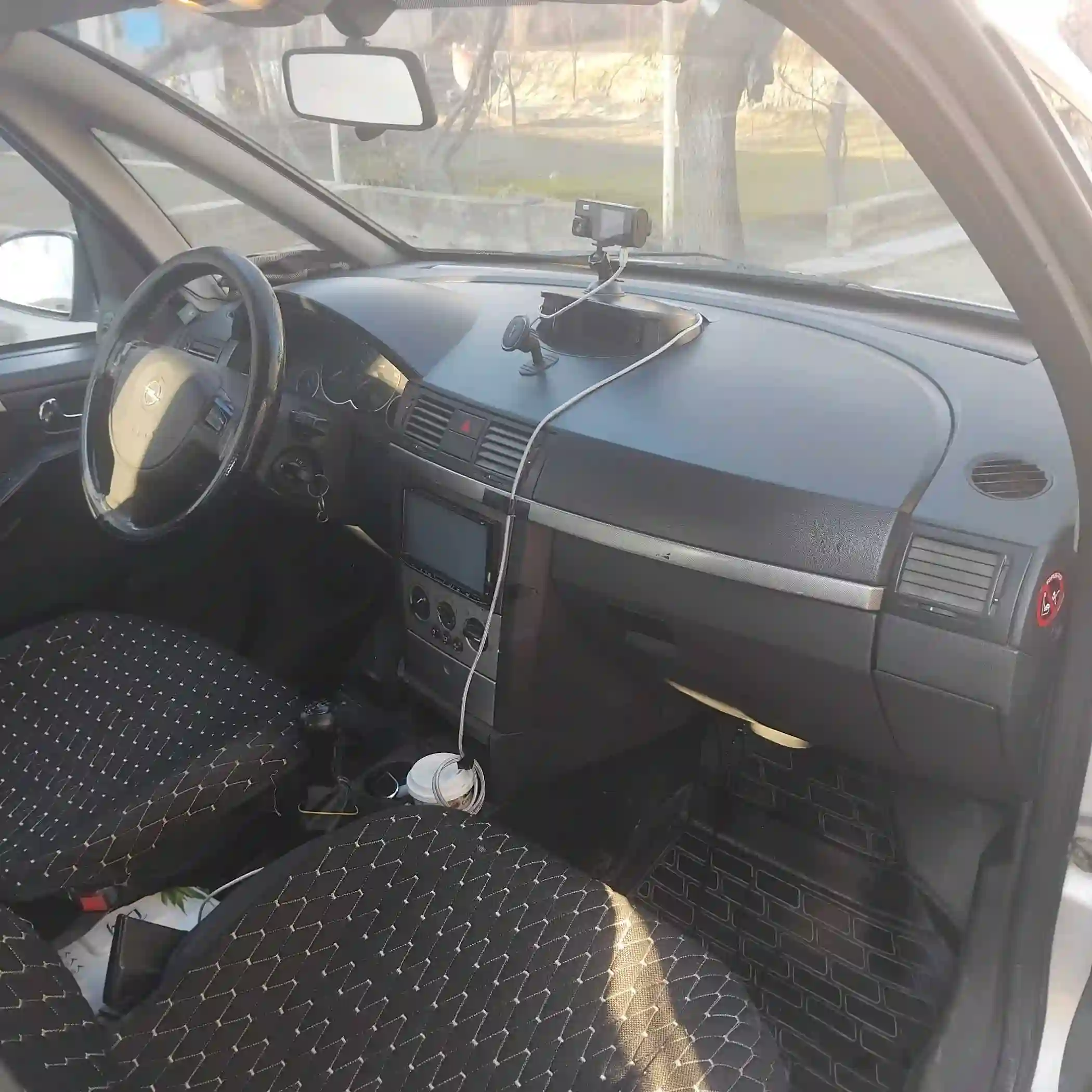 Opel Meriva 2004