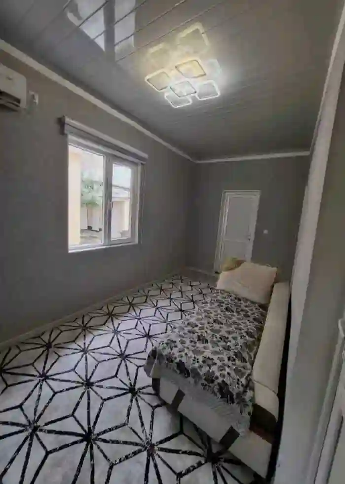 1 этажный, 6-комн. дом, 135 м², 2 соток, Фирдавси