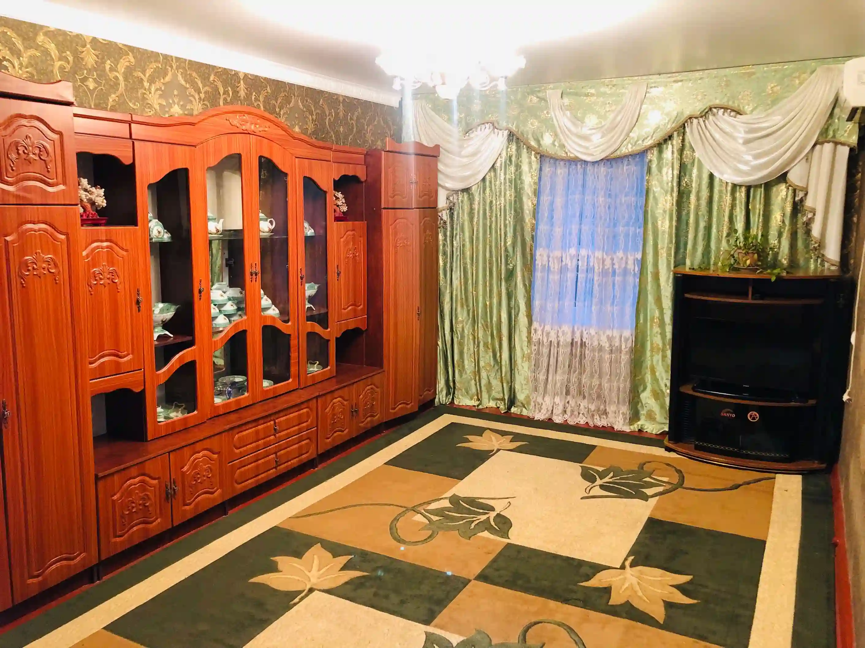 2-к квартира, 4 этаж, 62 м², 2мкр, Нотариус