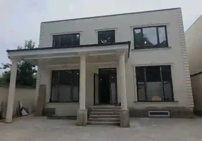 2 этажный, 8-комн. дом, 2852 м², 4 соток, Шохмансур