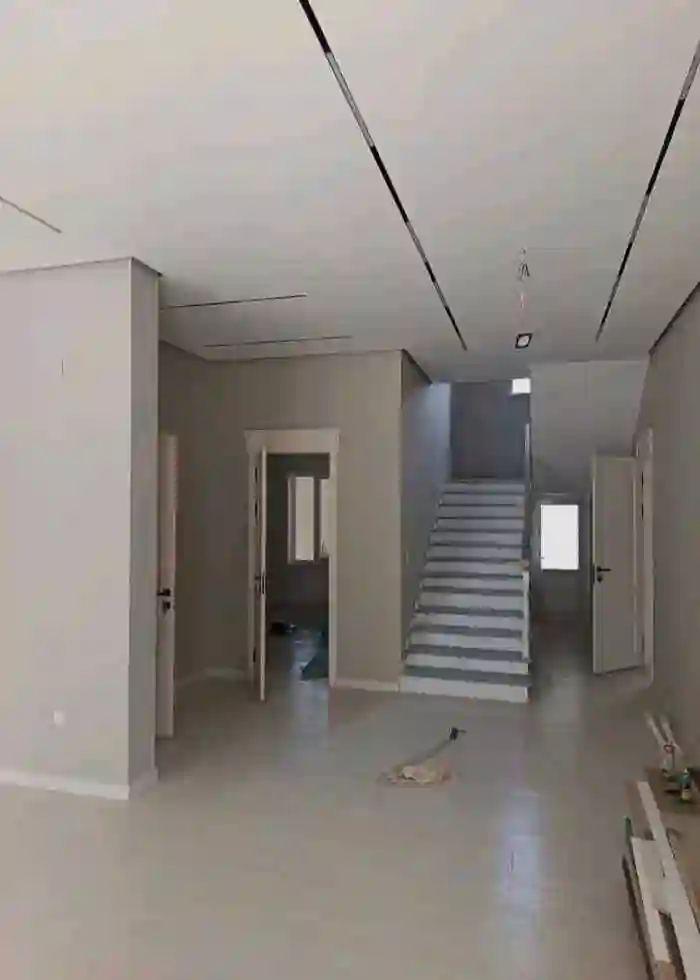 2 этажный, 8-комн. дом, 2852 м², 4 соток, Шохмансур