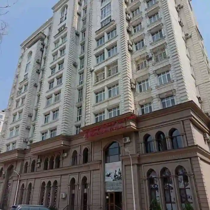 4-к квартира, 3 этаж, 216 м², Шохмансур