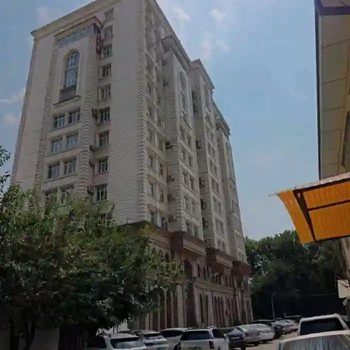 4-к квартира, 3 этаж, 216 м², Шохмансур