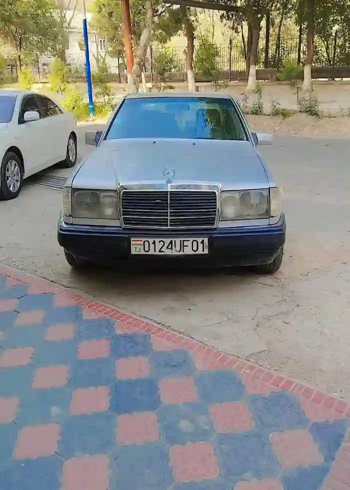 Mercedes-benz E class 1991