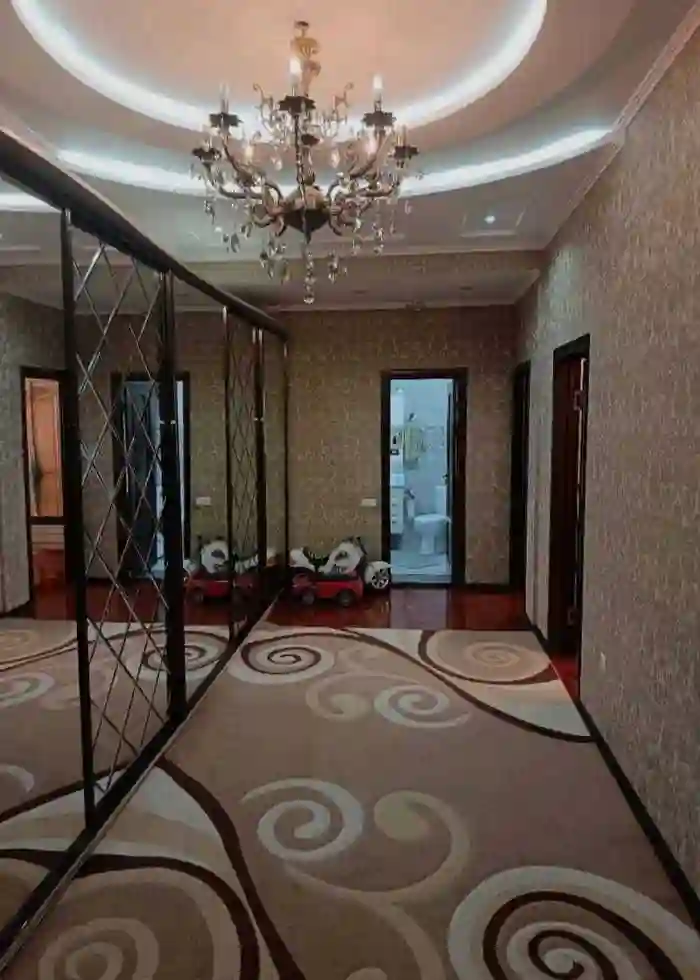 2-к квартира, 3 этаж, 92 м², Сино