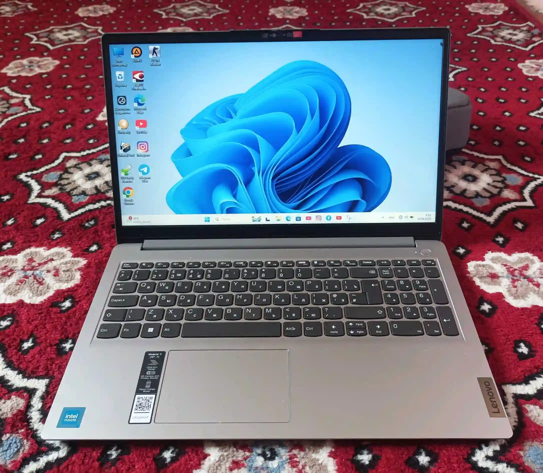 Ноутбук Lenovo