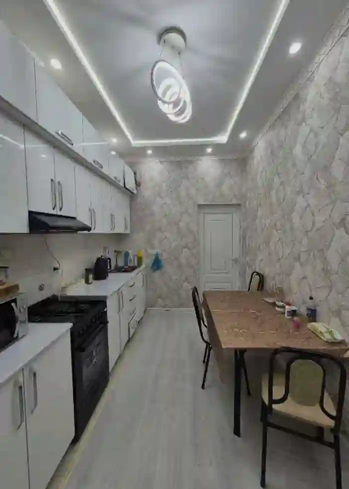 3-к квартира, 2 этаж, 103 м², Сино