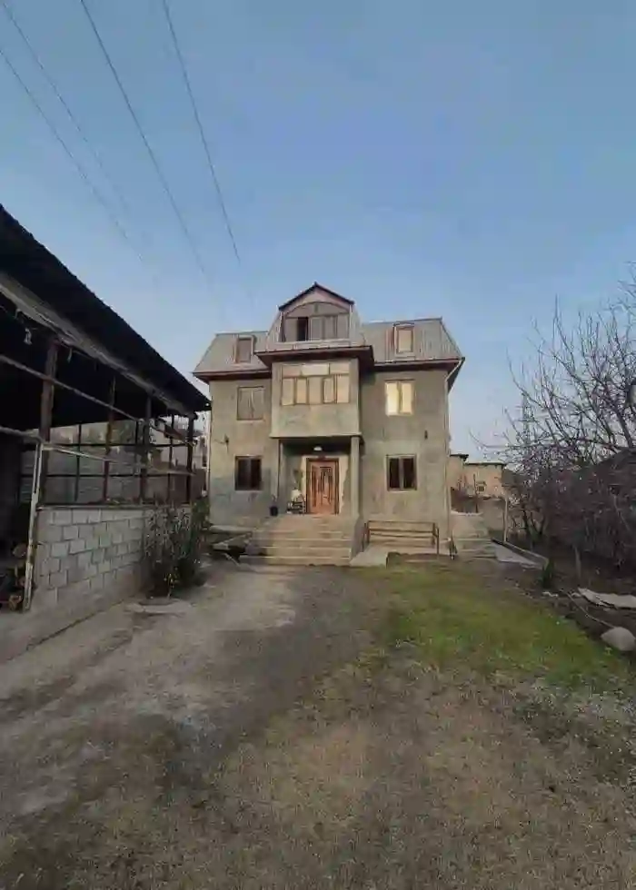 2 этажный, 5-комн. дом, 2502 м², 8 соток, Сино, Калинин