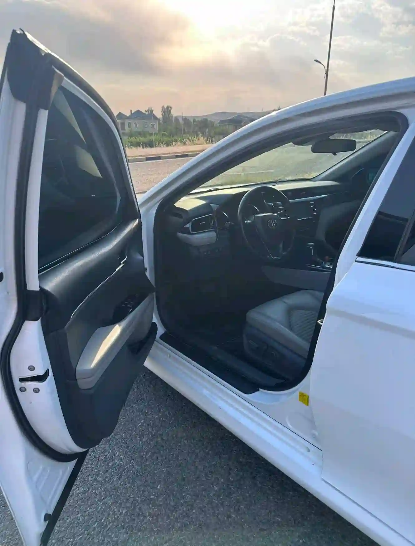 Toyota Camry 2019