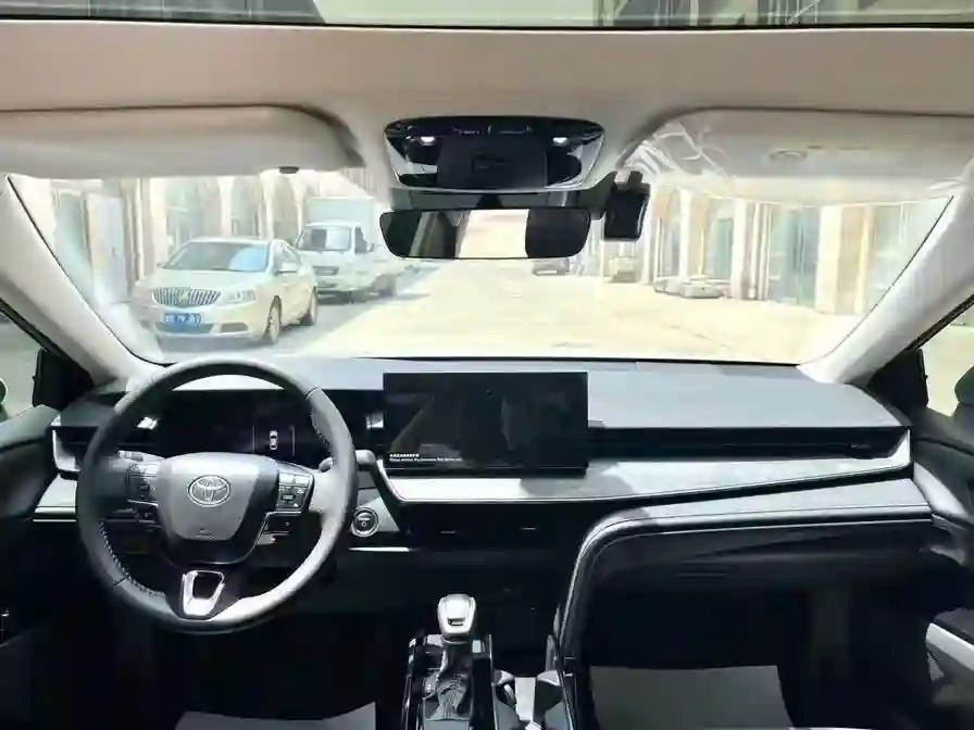Toyota Camry 2024 — миниатюра 6