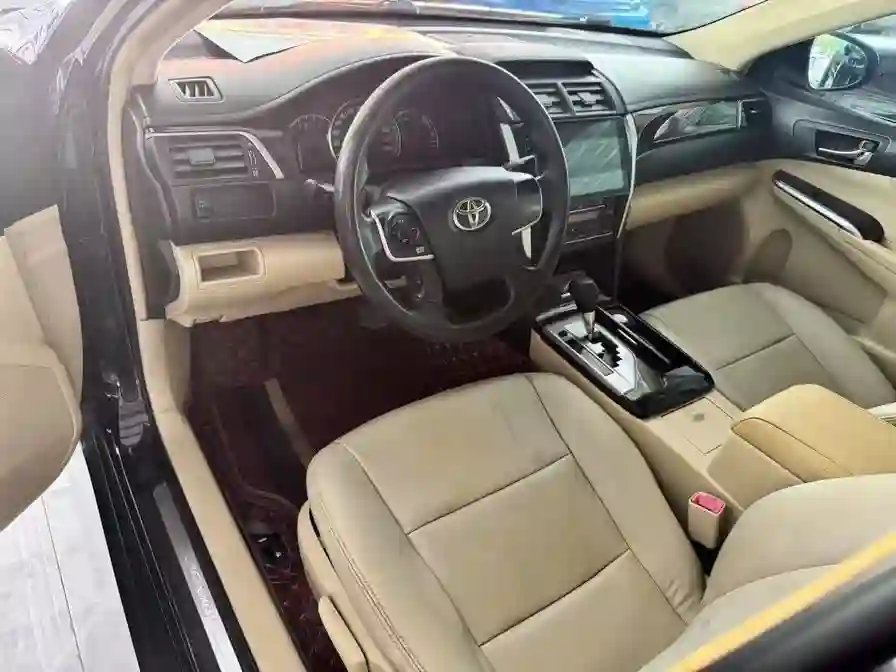 Toyota Camry 2016 — миниатюра 3