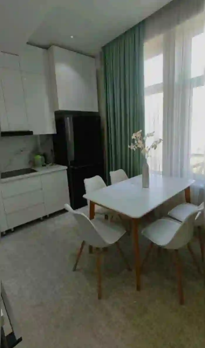2-к квартира, 10 этаж, 77 м², Шохмансур