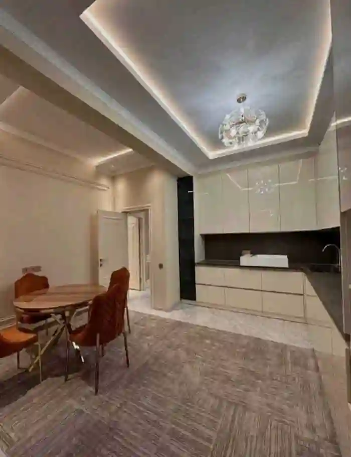 3-к квартира, 6 этаж, 120 м², Исмоил  Сомони