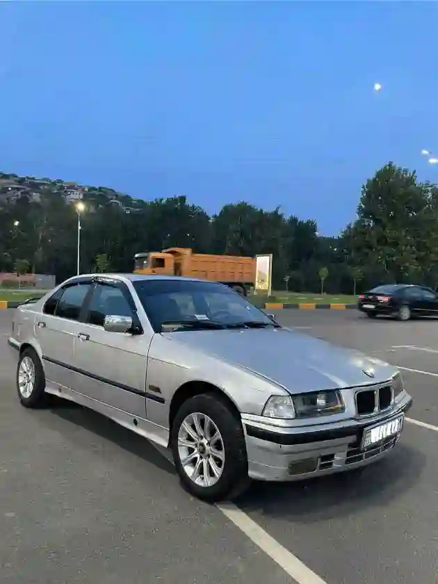 BMW 3 series 1993