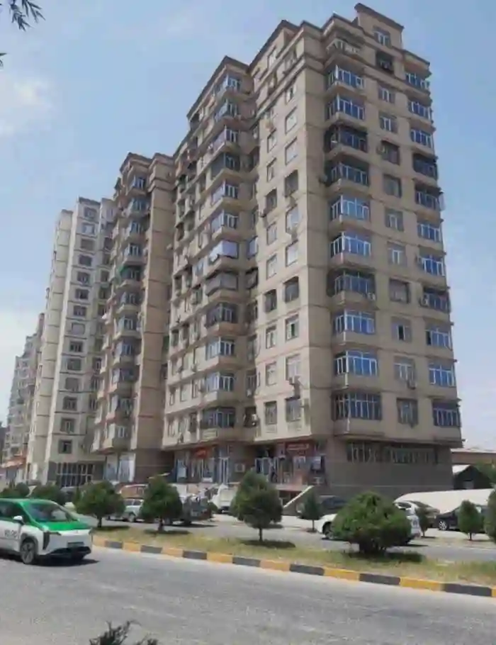 3-к квартира, 8 этаж, 120 м², Фирдавси