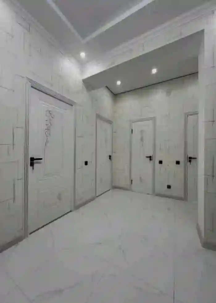 2-к квартира, 10 этаж, 51 м², Шохмансур