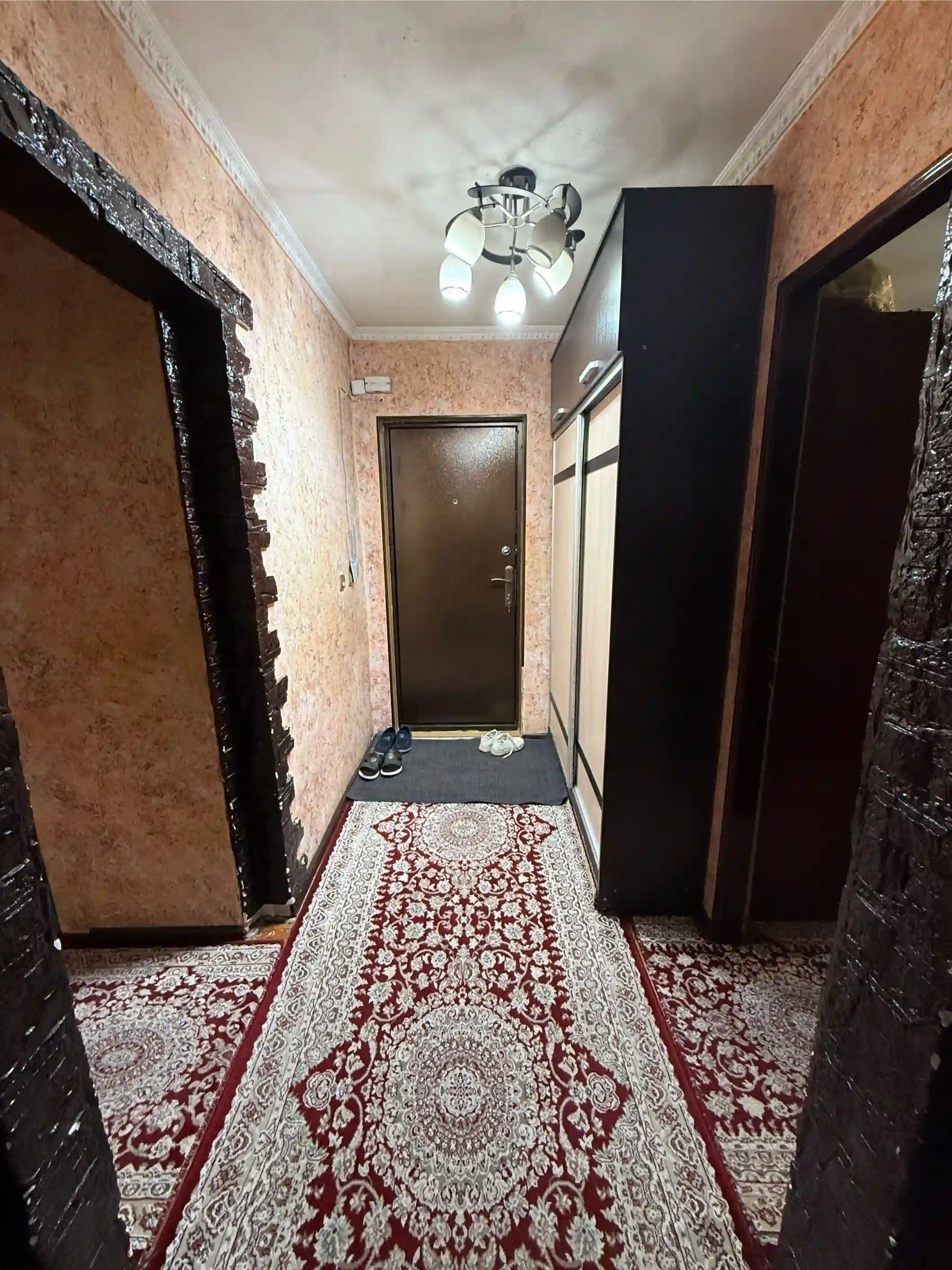3-к квартира, 1 этаж, 68 м², 33 микрорайон