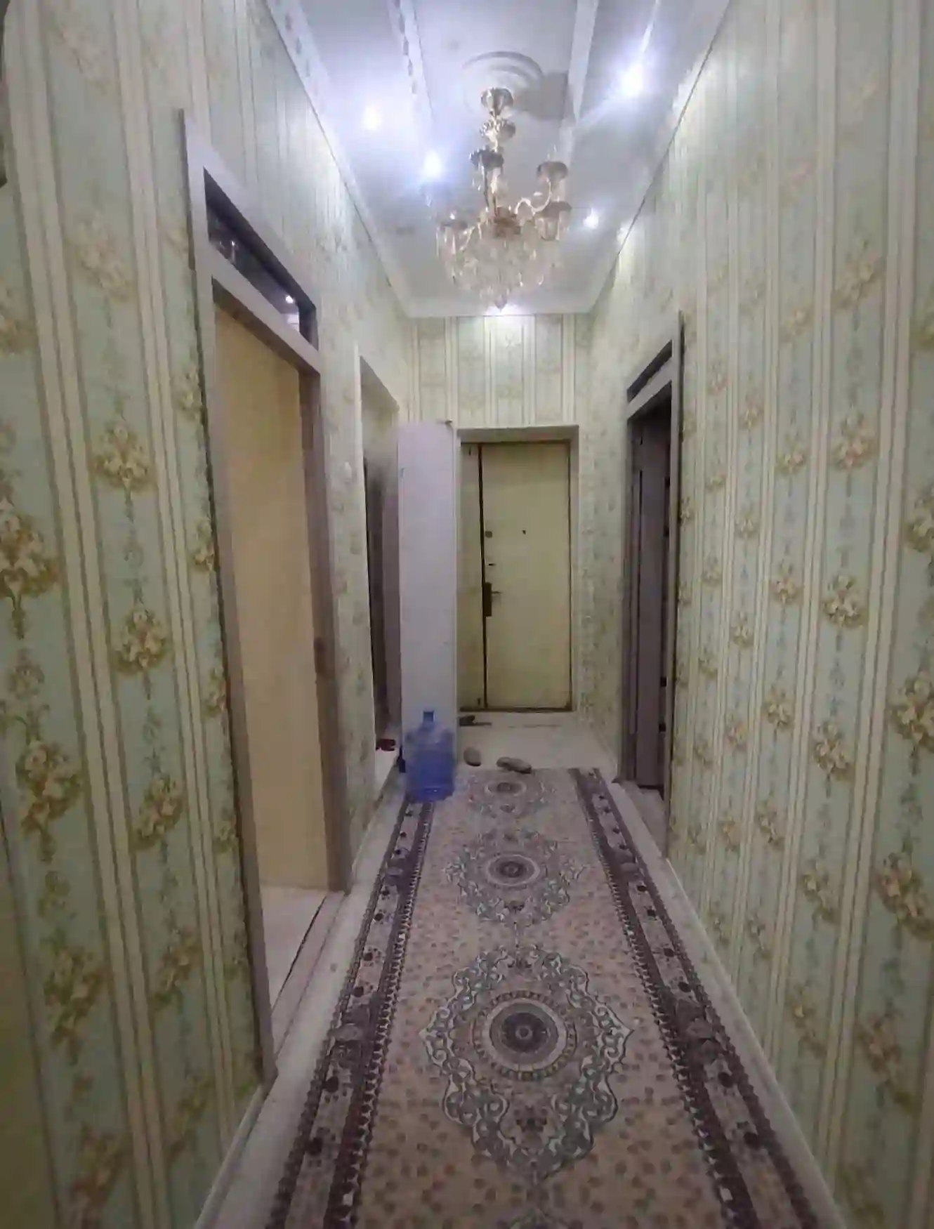 3-к квартира, 1 этаж, 83 м², Сино, 103 мкр