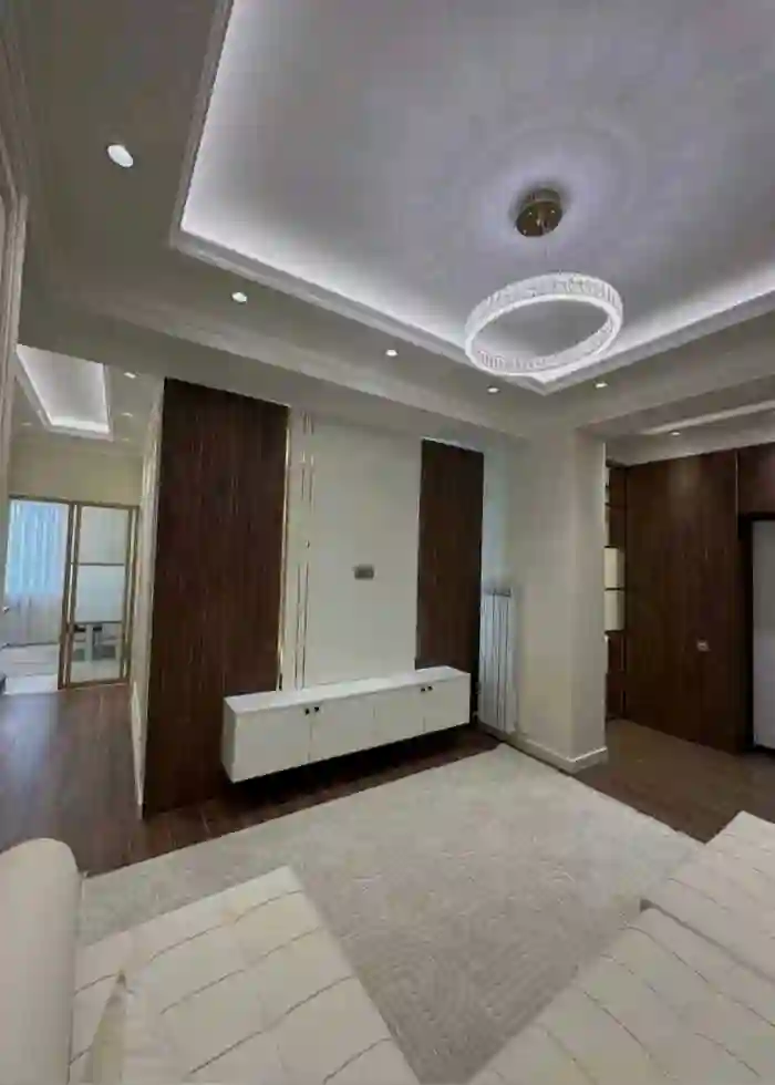 3-к квартира, 14 этаж, 100 м², Шохмансур