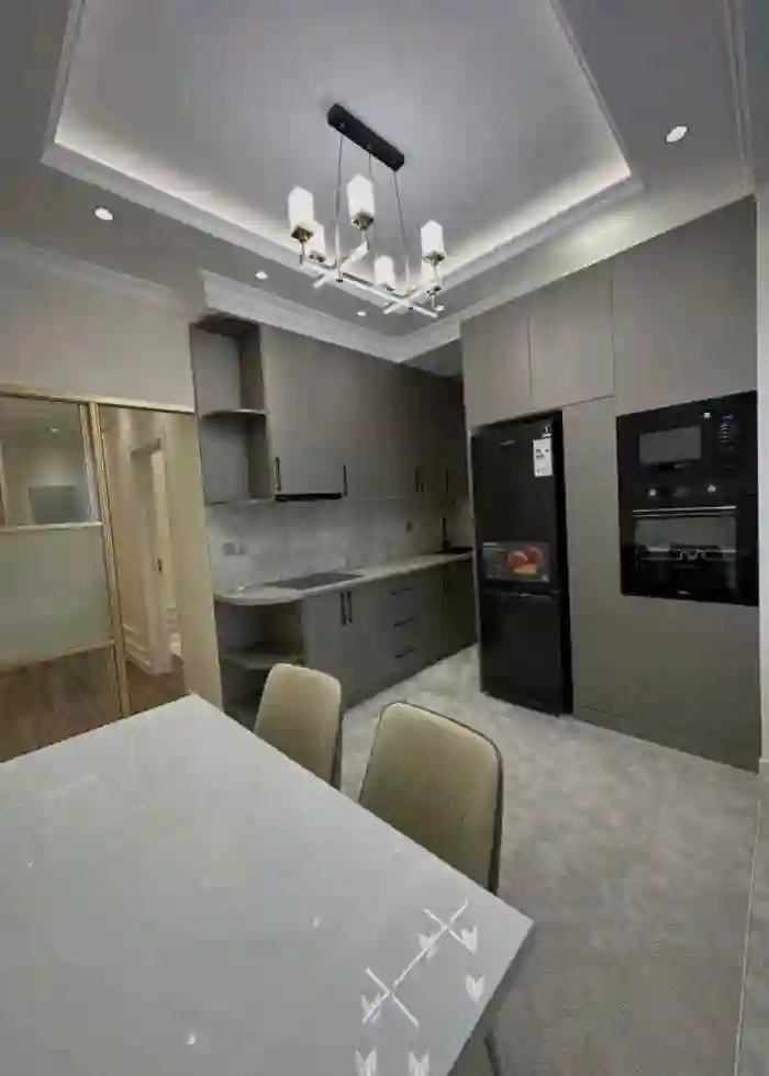 3-к квартира, 14 этаж, 100 м², Шохмансур
