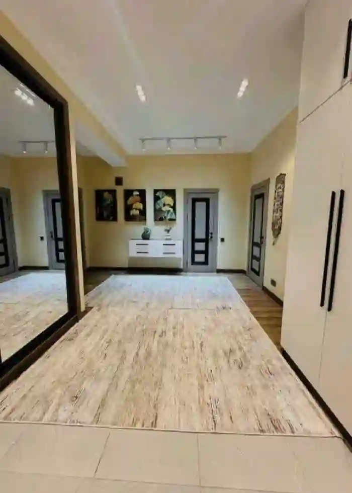 4-к квартира, 13 этаж, 150 м², Шохмансур