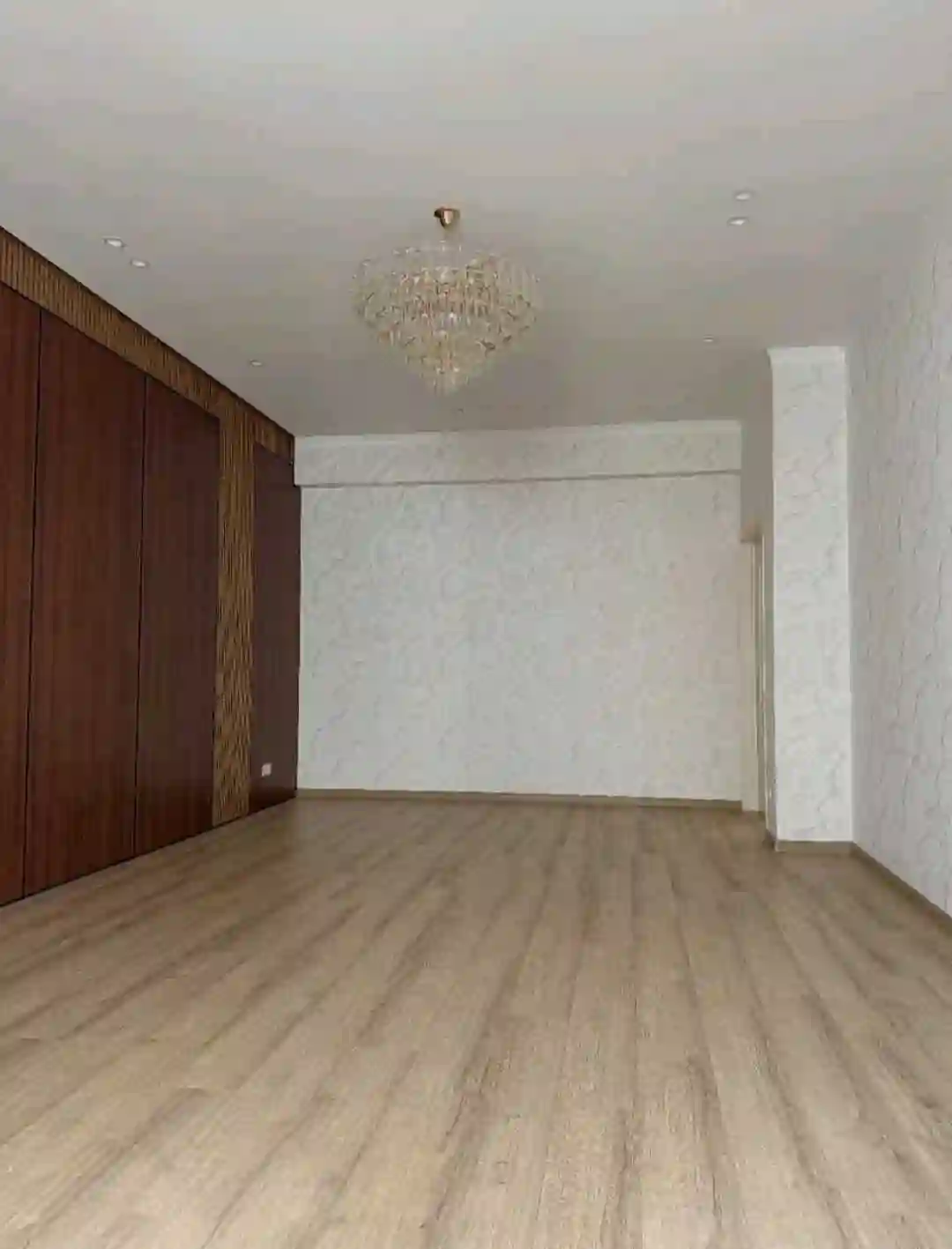 2-к квартира, 13 этаж, 95 м², Шохмансур