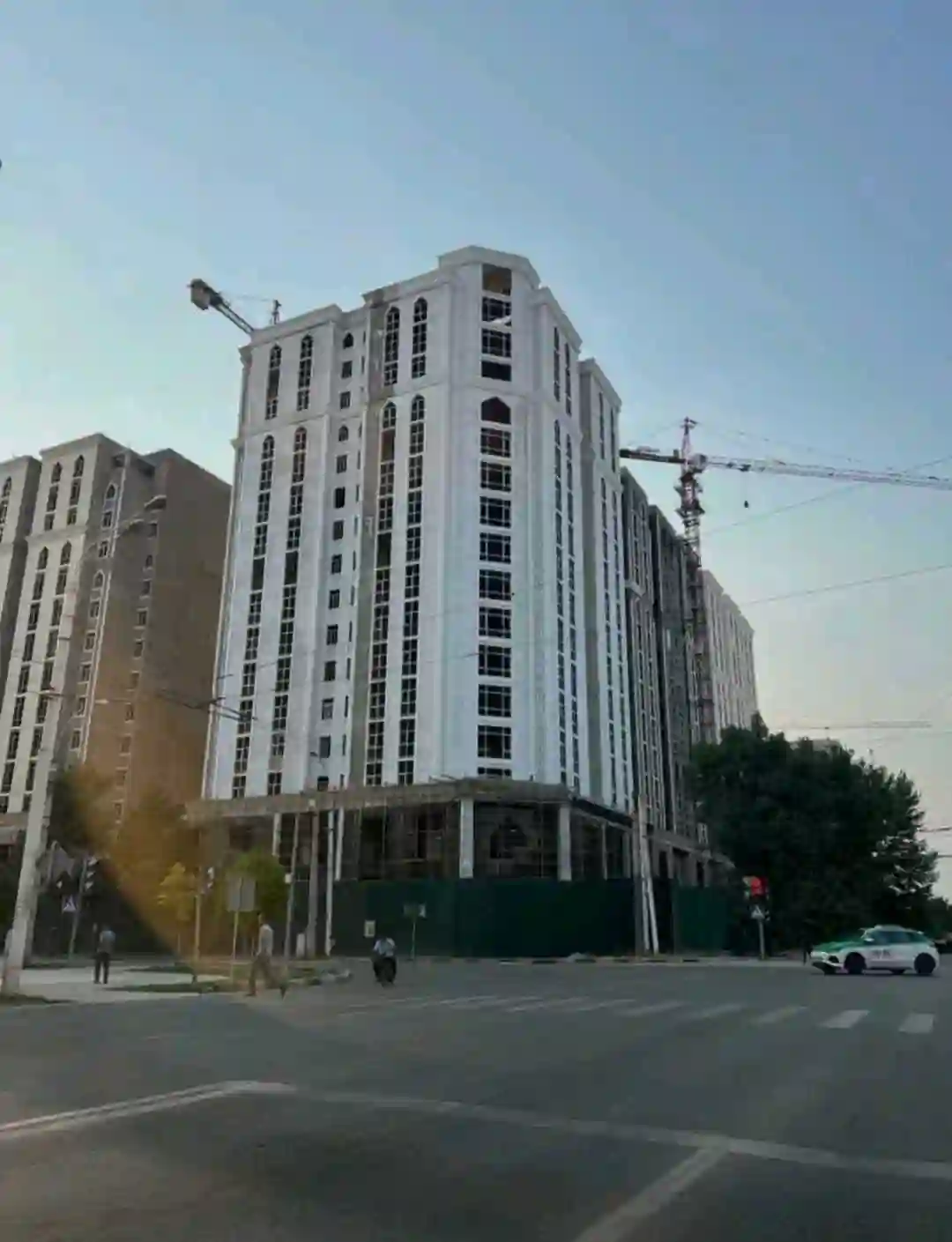 3-к квартира, 8 этаж, 113 м², Фирдавси