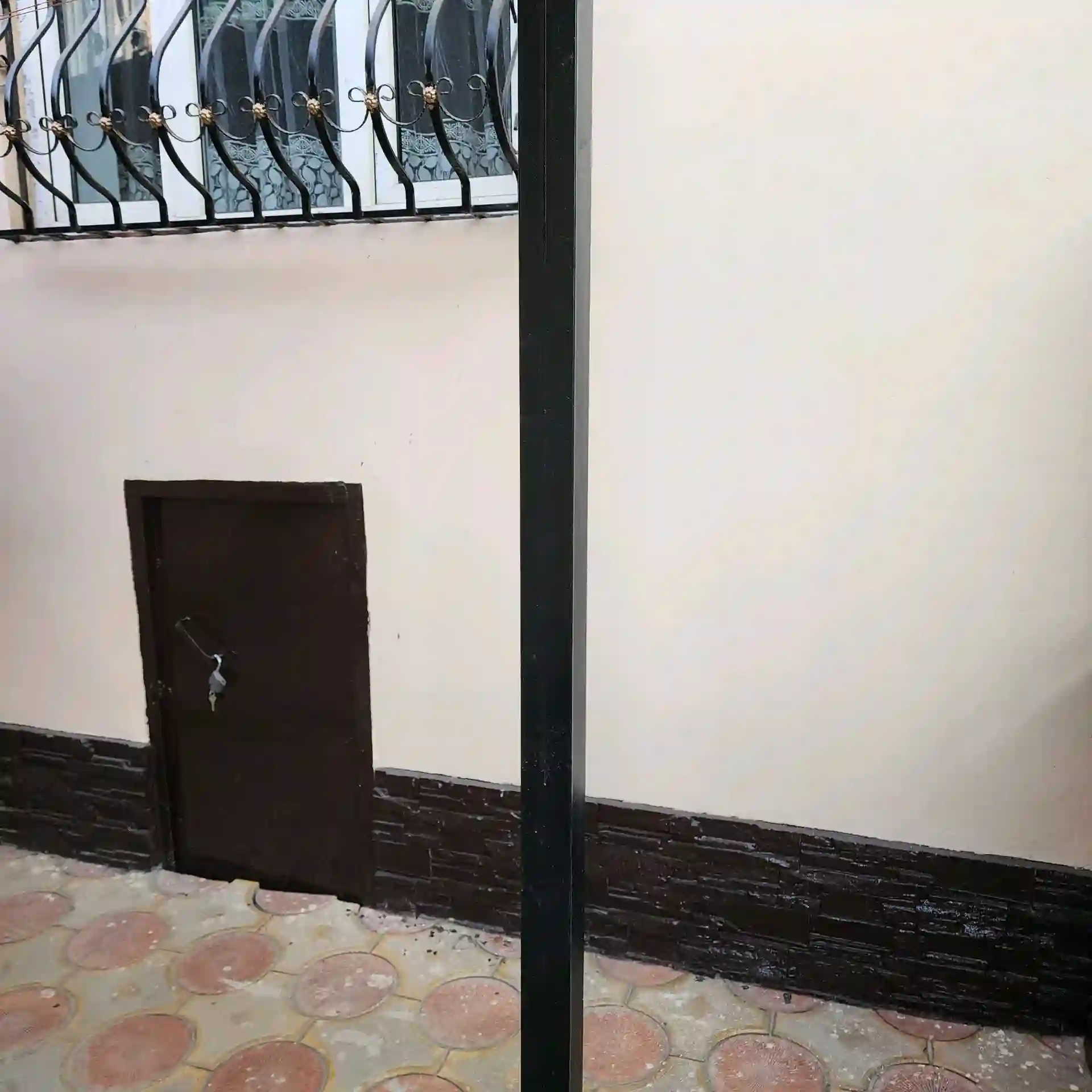 1 этажный, 5-комн. дом, 300 м², 3 соток, РУДАКИ
