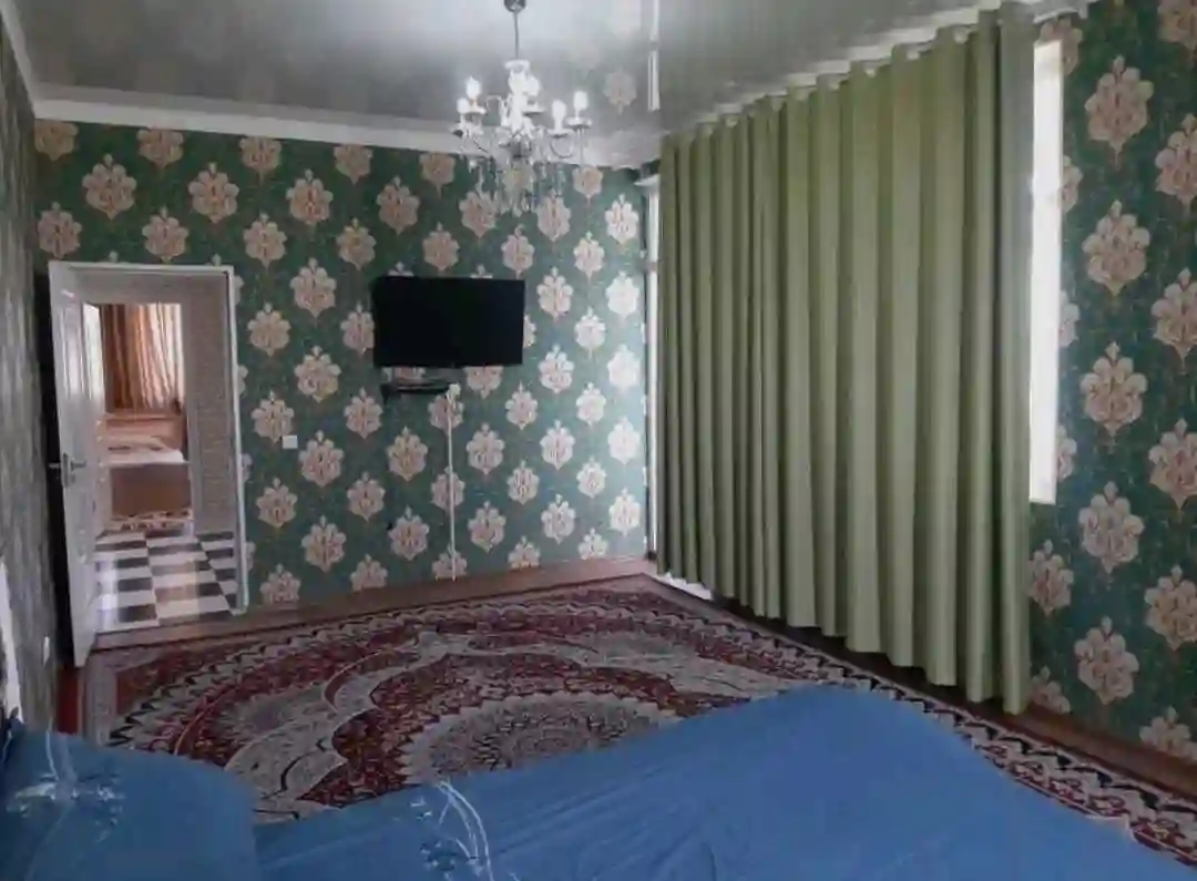 3-к квартира, 8 этаж, 120 м², Фирдавси