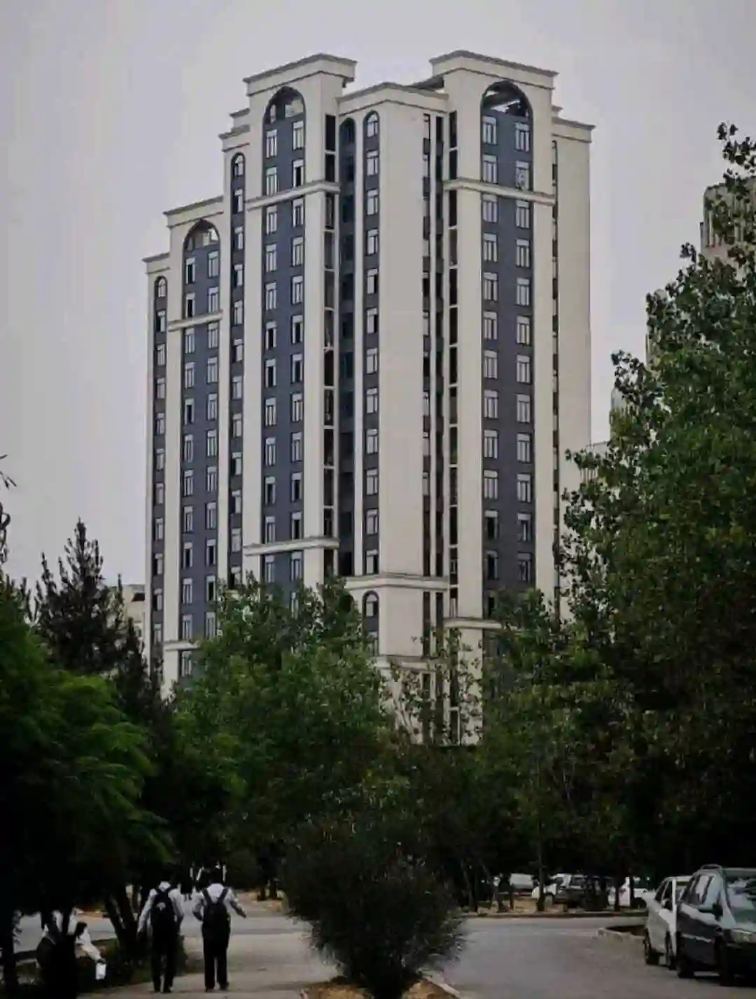 3-к квартира, 7 этаж, 78 м², Фирдавси