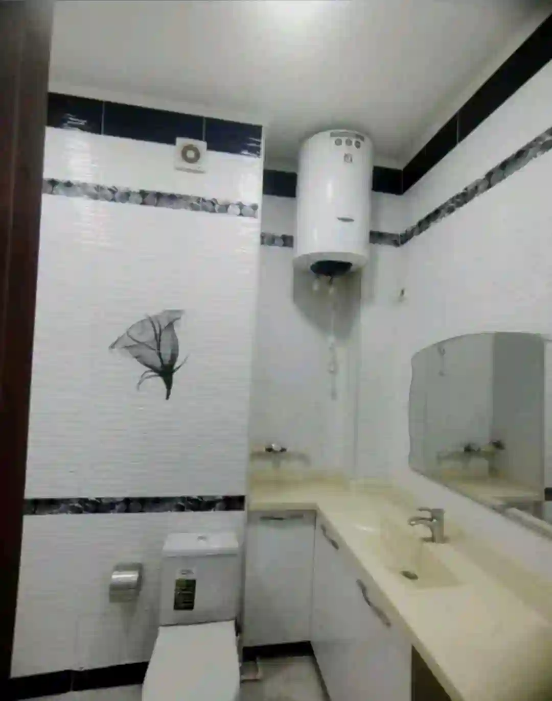 2-к квартира, 3 этаж, 91 м², Худжанд