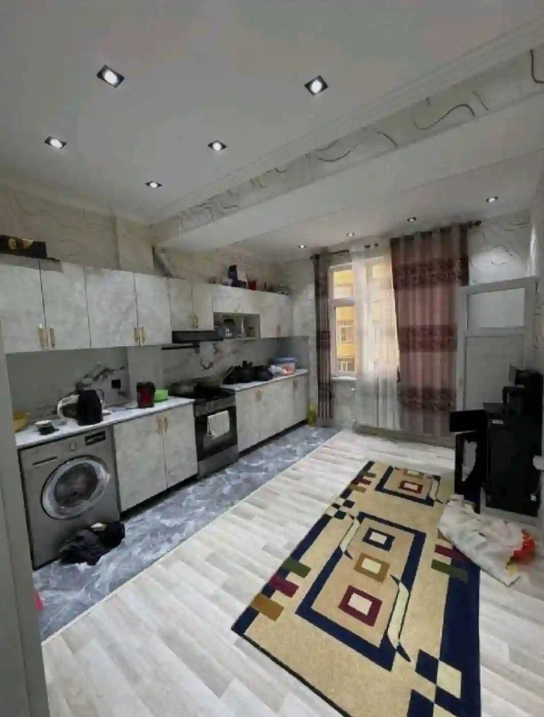 3-к квартира, 7 этаж, 100 м², Фирдавси