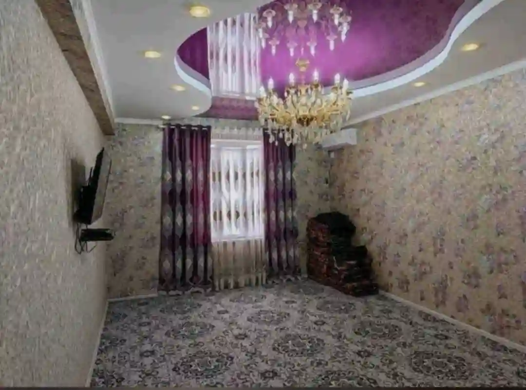 3-к квартира, 5 этаж, 74 м², Худжанд