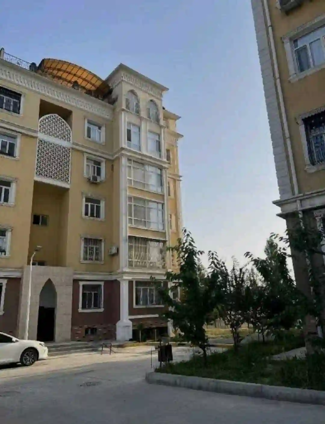 3-к квартира, 2 этаж, 110 м², Сино
